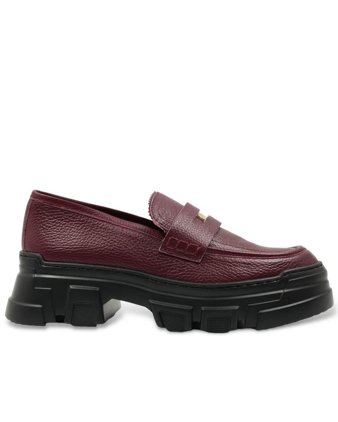 Лоферы Pollini.