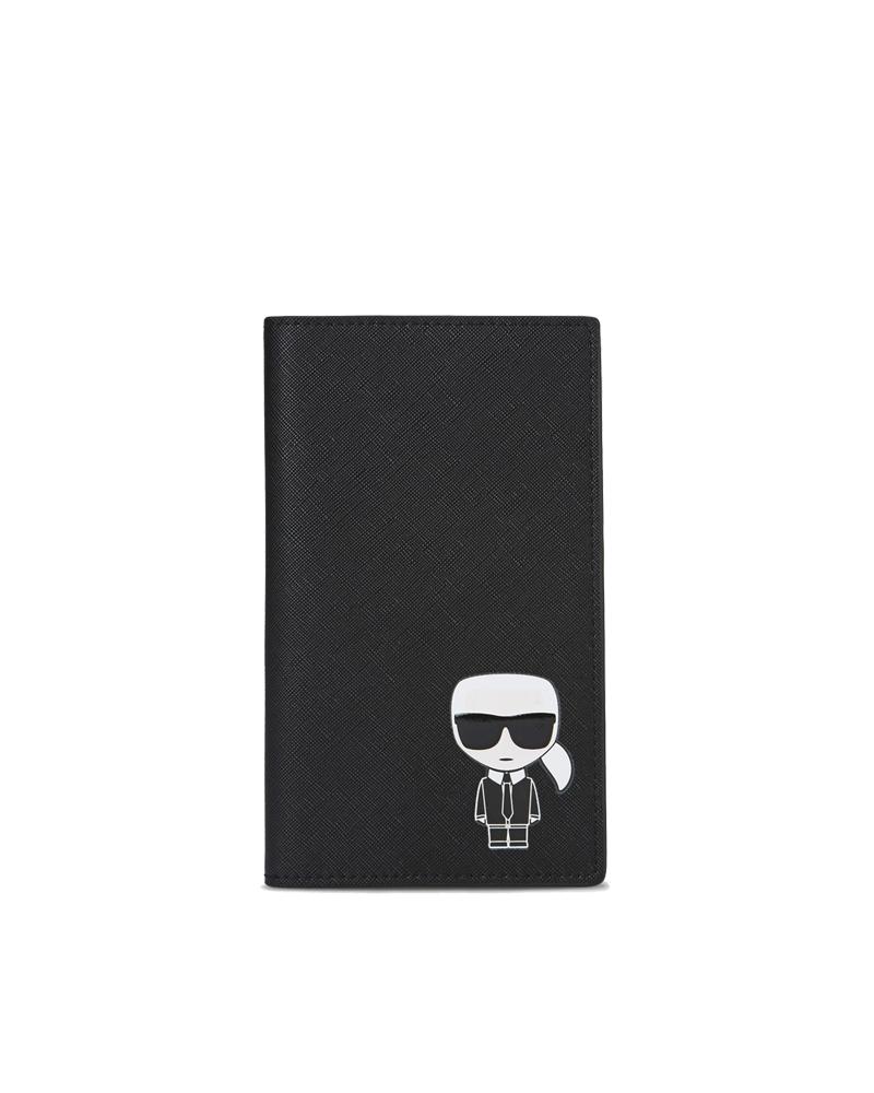 Обложка д/док. Karl Lagerfeld
