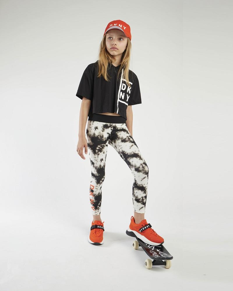 Кроссовки DKNY
