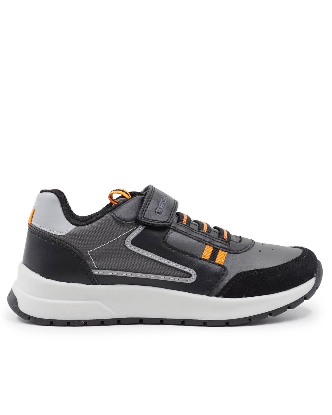 Кроссовки Geox